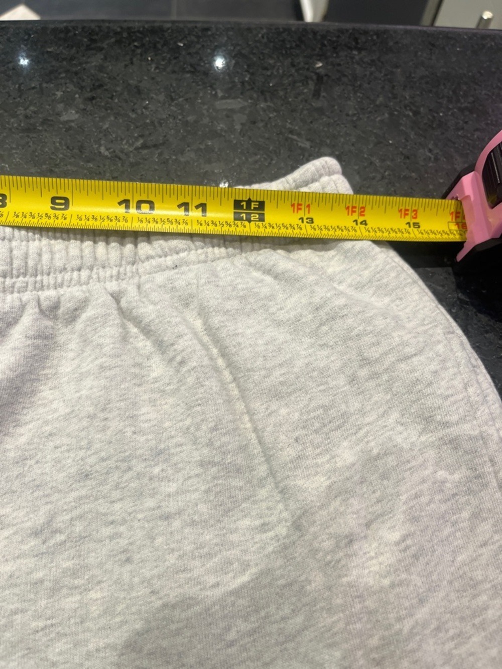 Brandy Melville Light Gray Cargo Sweatpants - Casual Joggers medium - Picture 8 of 9